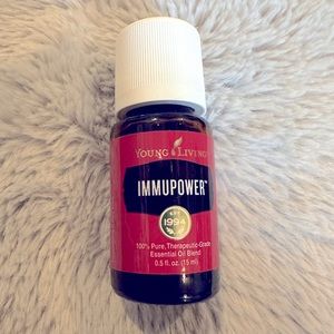 ⭐️New Low Price + Discounted Shipping⭐️ Unopened Immupower essential oil blend.
